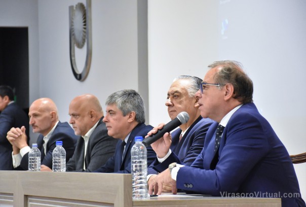 Tassano, en jornadas de articulación entre universidad, gobierno y sector privado: “Continuamos trabajando de forma conjunta”