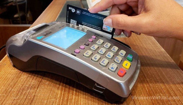 Detectaron recargos prohibidos en el precio de venta con tarjeta de débito y crédito