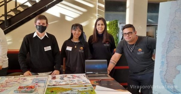 El equipo de turismo finalizó el cursado de capacitación de lengua de señas
