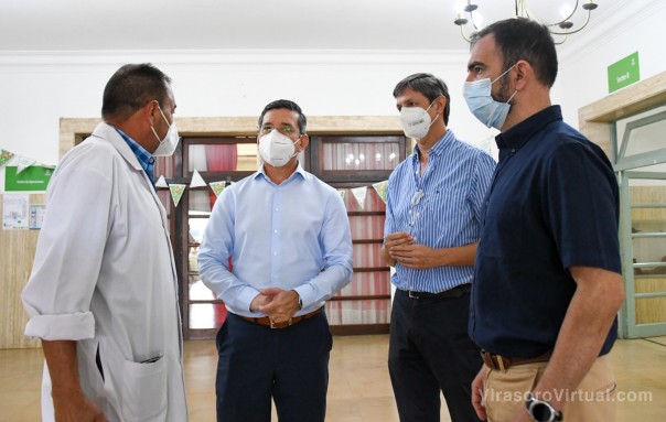 El Ministro de Justicia supervisó la oficina del Registro Civil en el Hospital de Campaña