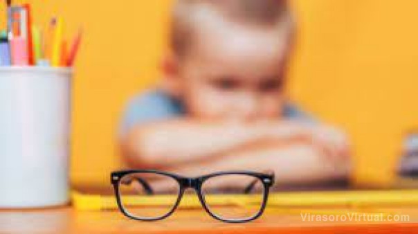 Miopía: ¿Por qué cada vez más chicos usan anteojos?