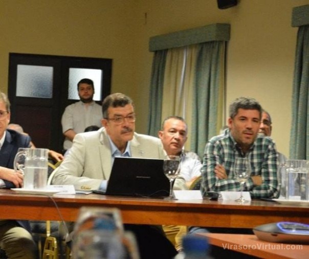 Emiliano Fernández, respalda la continuidad de la Autovía 14