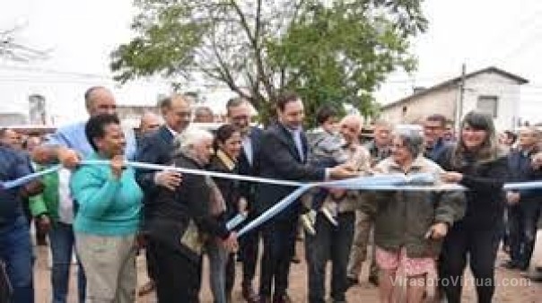Se habilitaron 19 cuadras de cordón cuneta y luces led en el barrio Pío X