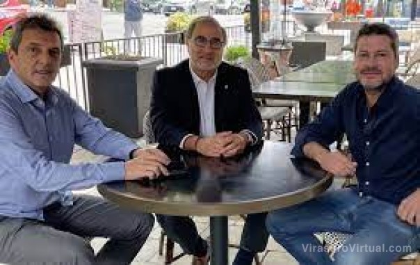Massa llegó a Washington para iniciar la gira en busca de inversiones