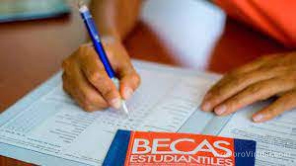 Virasoro invierte millones en becas estudiantiles para 2023