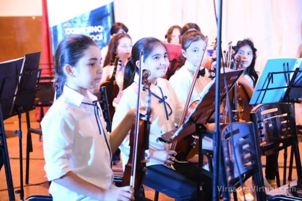Concierto anual de la Orquesta Escuela Virasoro junto a músicos de Posadas