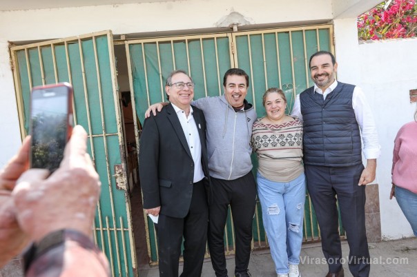 Valdés recorrió obras de pavimentación en el barrio Antártida Argentina