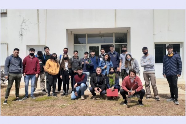 Estudiantes de la UTN Concordia retomaron visitas a empresas e instituciones como parte de su formación universitaria