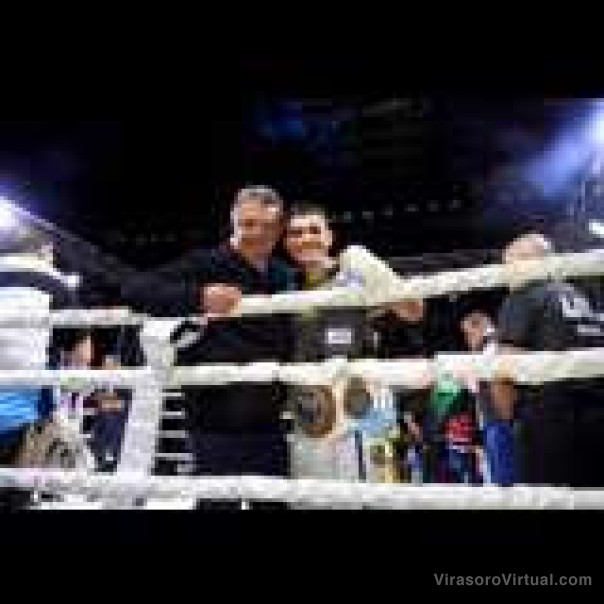 Corrientes fue testigo de la consagración de Leo Corrales como campeón mundial de KickBoxing