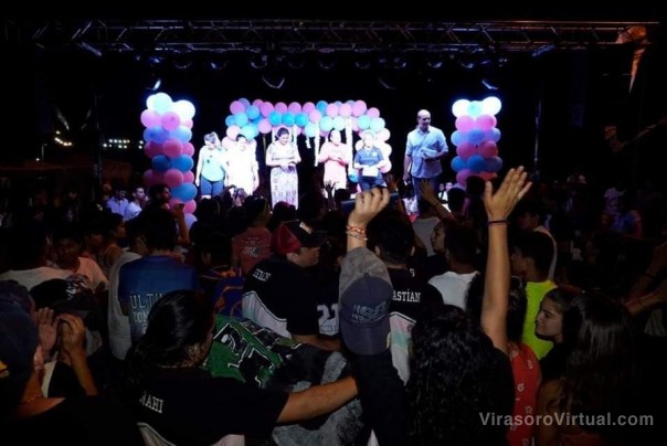 Dia de la Juventud en Paseo la Islita.