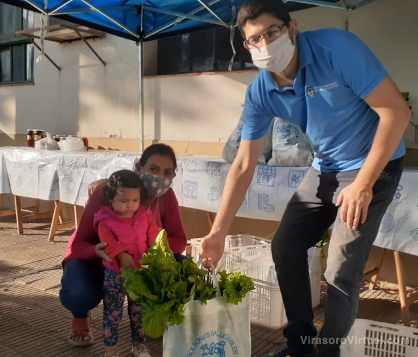 Agricultores familiares correntinos vendieron 5.300 kilos de alimentos agroecológicos a precios bajos