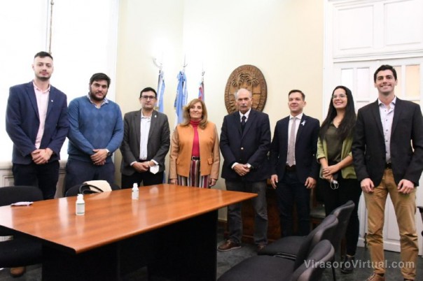 La Municipalidad y la UNNE brindarán capacitaciones en idiomas para el sector turístico y gastronómico