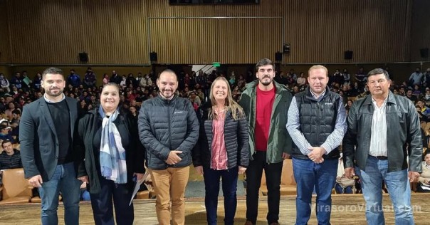 ¡Capacitación a más de 600 censitas de Ituzaingó!