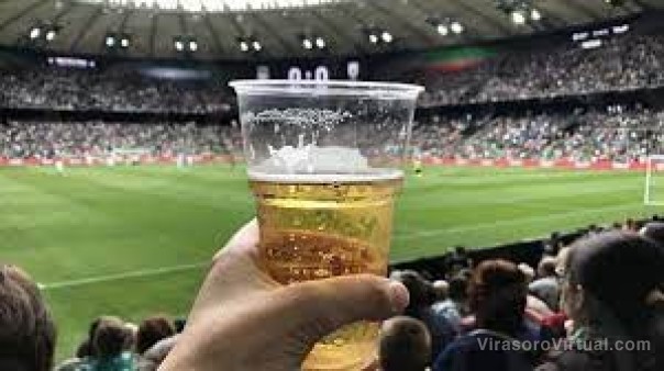 Qatar prohibió la venta de cerveza en los estadios del Mundial
