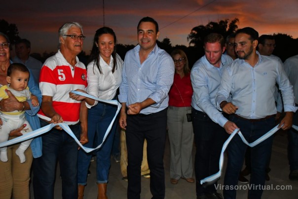 Valdés inauguró la Avenida Santa Fe una arteria emblemática de Ituzaingó