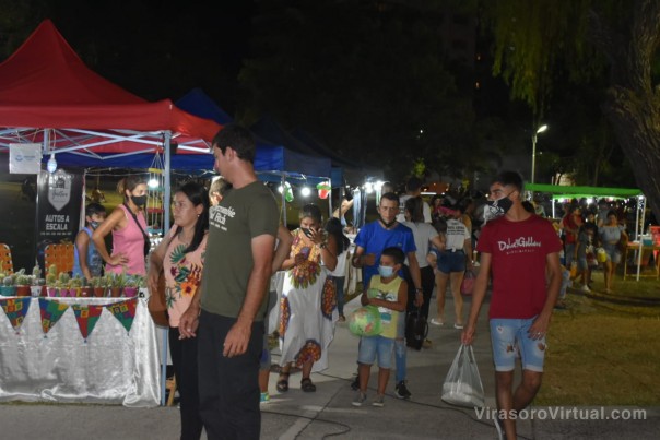 Los emprendedores fueron artistas destacados de la Fiesta Chamamecera