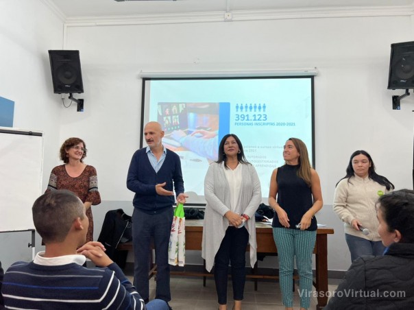Informantes de distintos municipios correntinos se capacitan como Anfitriones Turísticos