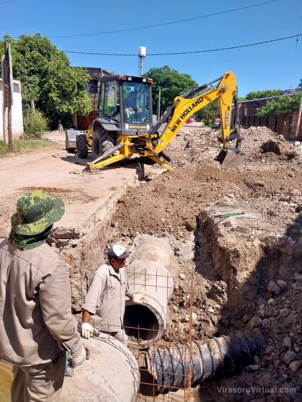 Ex Vía: la Provincia construye un ducto de desagüe de casi 200 metros