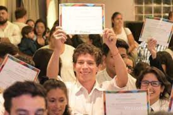 Cerca de 500 jóvenes egresaron de los cursos de capacitación laboral gratuitos