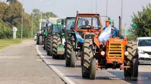 Por la falta de gasoil, convocaron a un paro en el campo y cese de comercialización