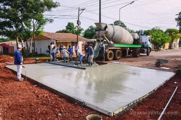 Continuan mejorando las calles de la ciudad para lograr un tránsito más ordenado