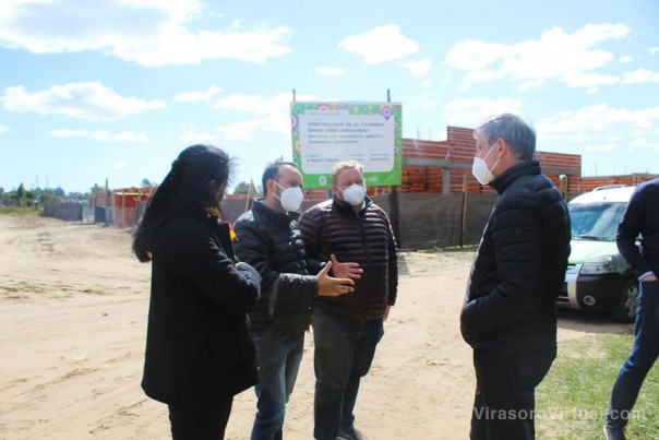 Juan Pablo Valdés junto a su compañero de fórmula, Emilio Nicolás