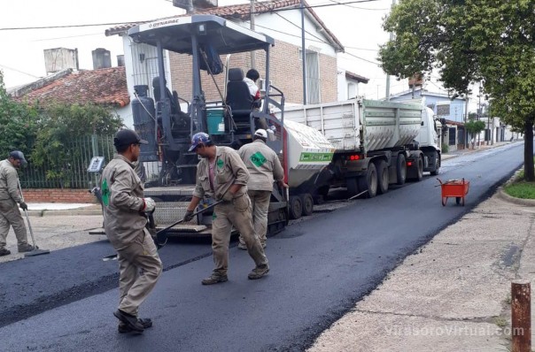 La Provincia repavimenta más de diez cuadras del barrio Residencial Santa Rosa