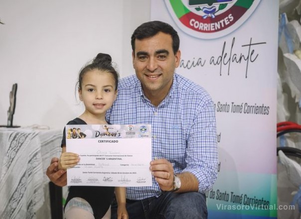 ¡Felicitaciones a las más pequeñas de la Escuela Municipal de Danzas!