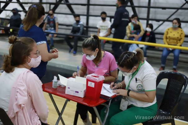 Salud continúa con la vacunación ampliada y las tareas para cortar con la cadena de contagio