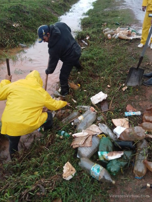 Intensos trabajos del personal municipal en zonas afectadas por las lluvias