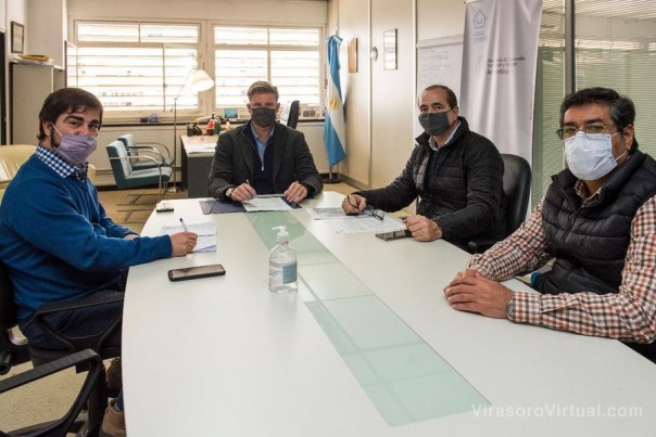 Firma de convenio "Plan Nacional de Suelo Urbano"
