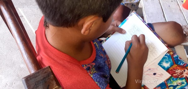 El programa "Volvé a la escuela" busca promover el fortalecimiento escolar