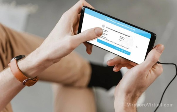 Está en vigencia la credencial de vacunación, pero hay demoras en la carga de datos