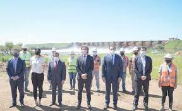 Llega Cafiero para reunirse con Valdés y sobrevolar la zona de conflicto con Paraguay