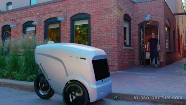 Estos simpáticos robots ahora están entregando pizza en Austin, Texas