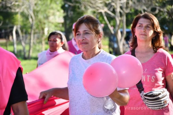 Caminata por el mes rosa