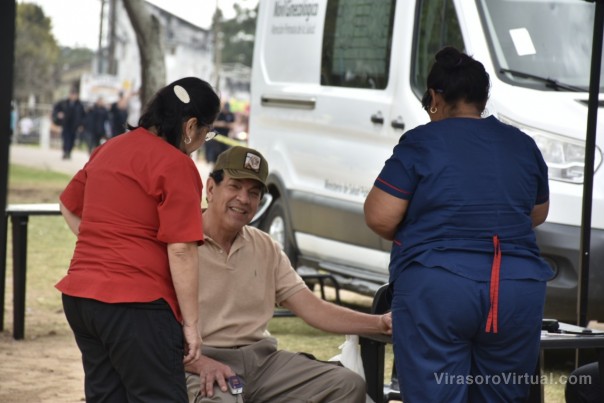 Con móviles y personal las 24 horas, Salud acompaña a los peregrinos