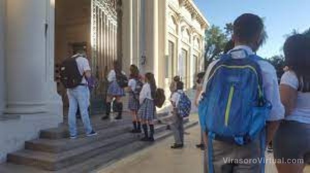 Vuelta a clases en Corrientes: cuántos alumnos tendrán hora extra