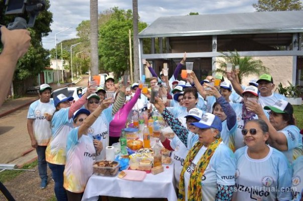 Con mucha alegría y diversión, nuestros adultos mayores, recibieron la primavera