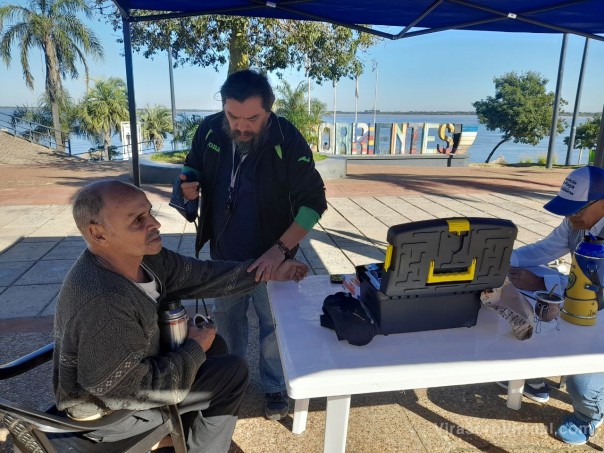 La Municipalidad estableció un puesto de control de salud en la Costanera
