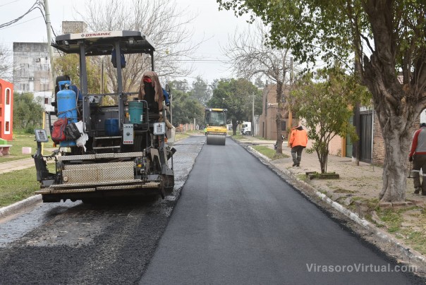 La Provincia asfalta 50 cuadras en el barrio Víctor Colas