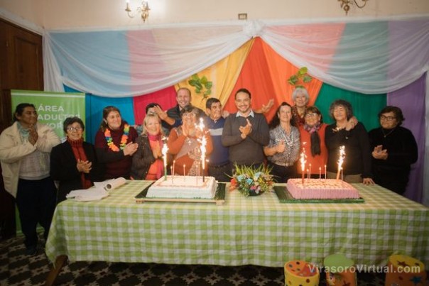 En el Club Social de la ciudad se celebraron los cumpleaños de los integrantes del Área de Adultos Mayores