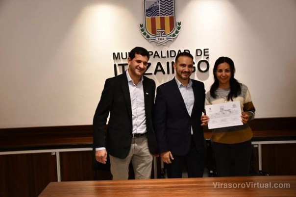 El intendente Juan Pablo Valdés ,realizó la entrega de certificados de finalización de cursos