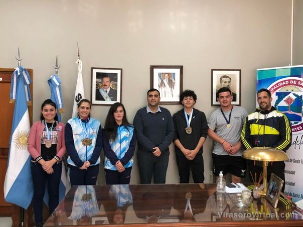 Atletas que dejan en alto la bandera del deporte santotomeño
