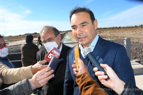 En Santa Catalina, Valdés inauguró desagües pluviales, canal Sur y alcantarilla