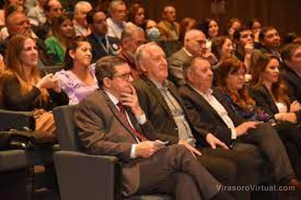 Con reproches a la Nación, destacan a Corrientes por el control de residuos