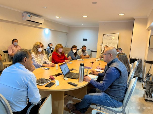 Salud profundiza la implementación de la Historia Clínica Digital en el interior