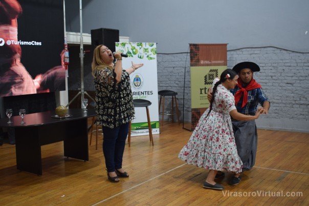 Corrientes cerró su gira promocional por el Litoral a puro chamamé y carnaval