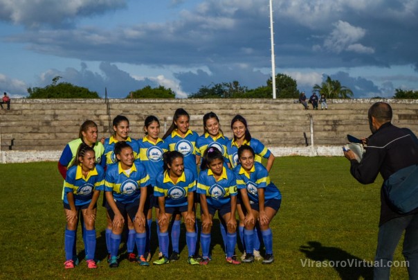 Avanza el provincial de futbol femenino con participación de dos equipos santotomeños