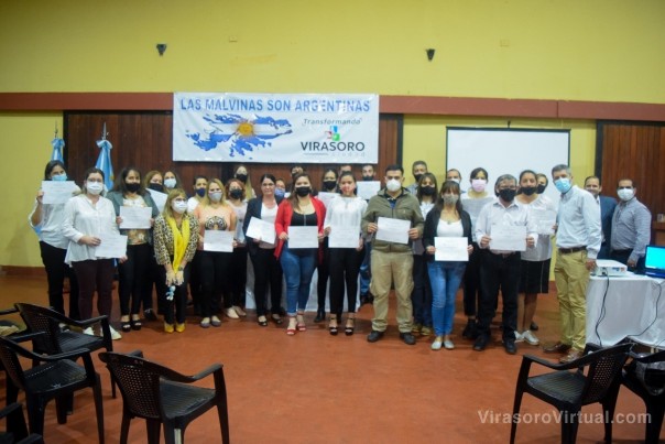 Virasoro: 42 nuevos diplomados en Dirección y Marketing de PyMES